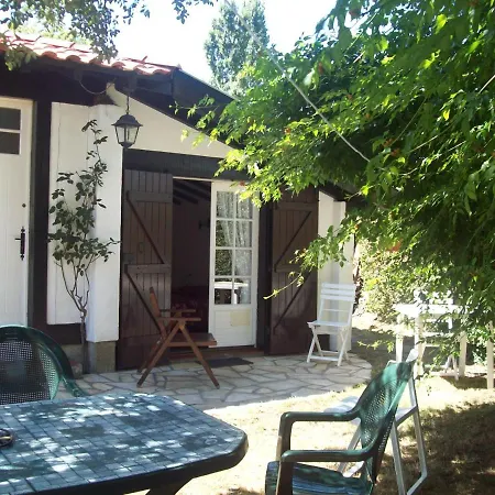 Habitación en casa particular La Fermette